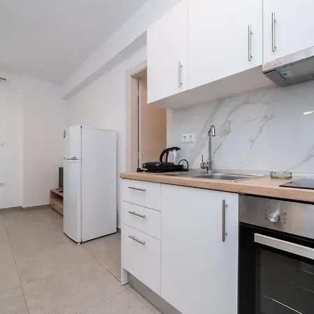 Lägenhet Danai Residential Ofrínion